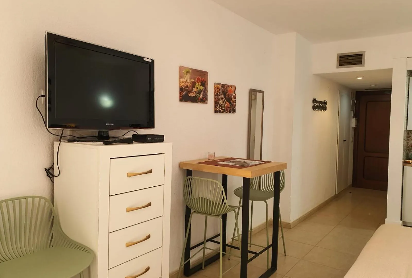 Monique Apartment Almunecar