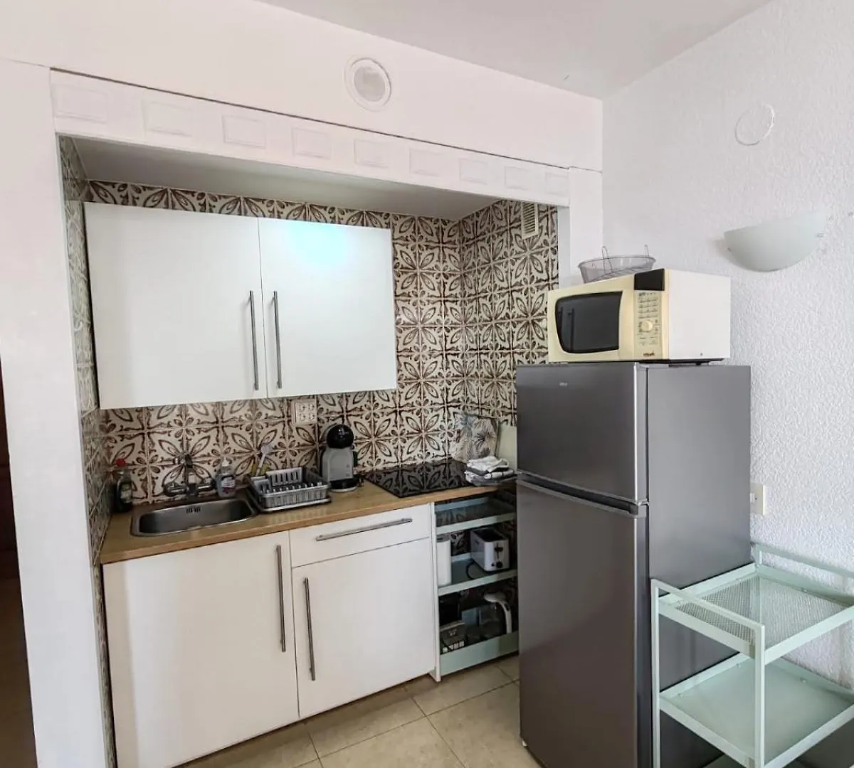 Monique Apartment Almunecar 0*,